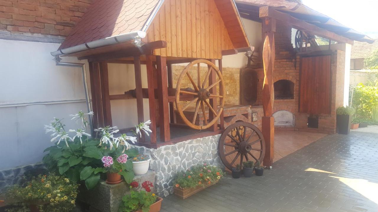 Mehadica House Villa Luaran gambar