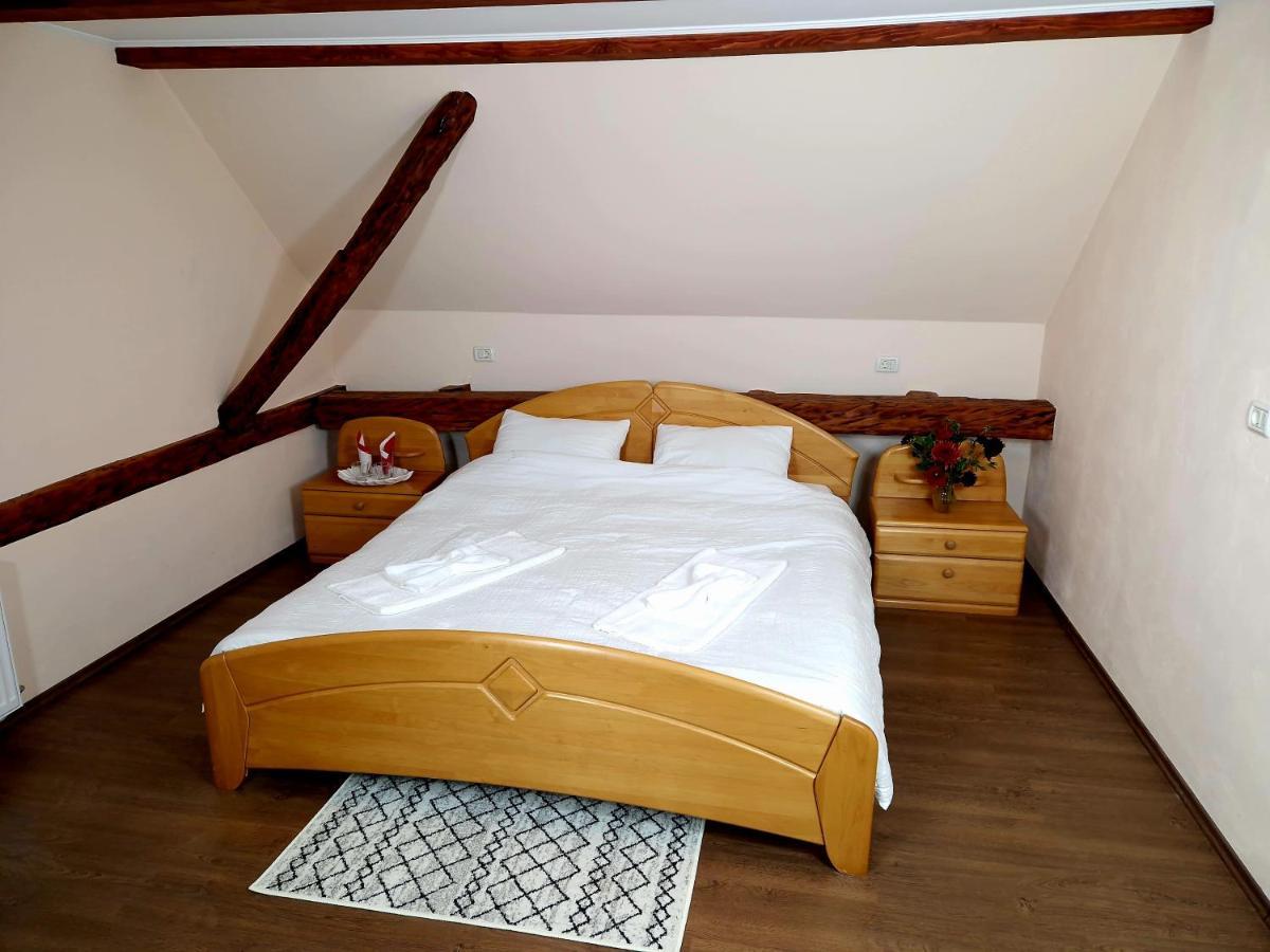 Mehadica House Villa Luaran gambar